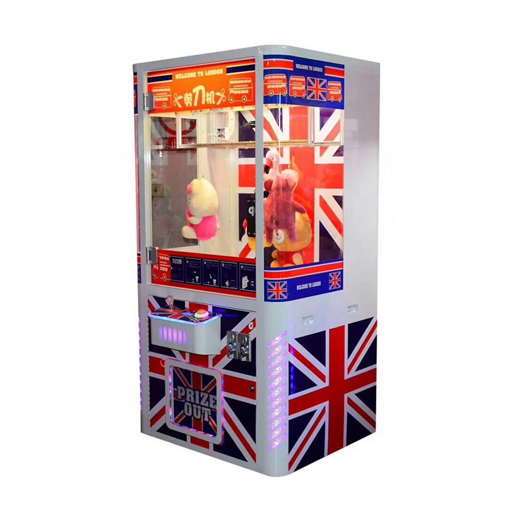 Low price coin pusher toy crane machine British Style Cut Ur